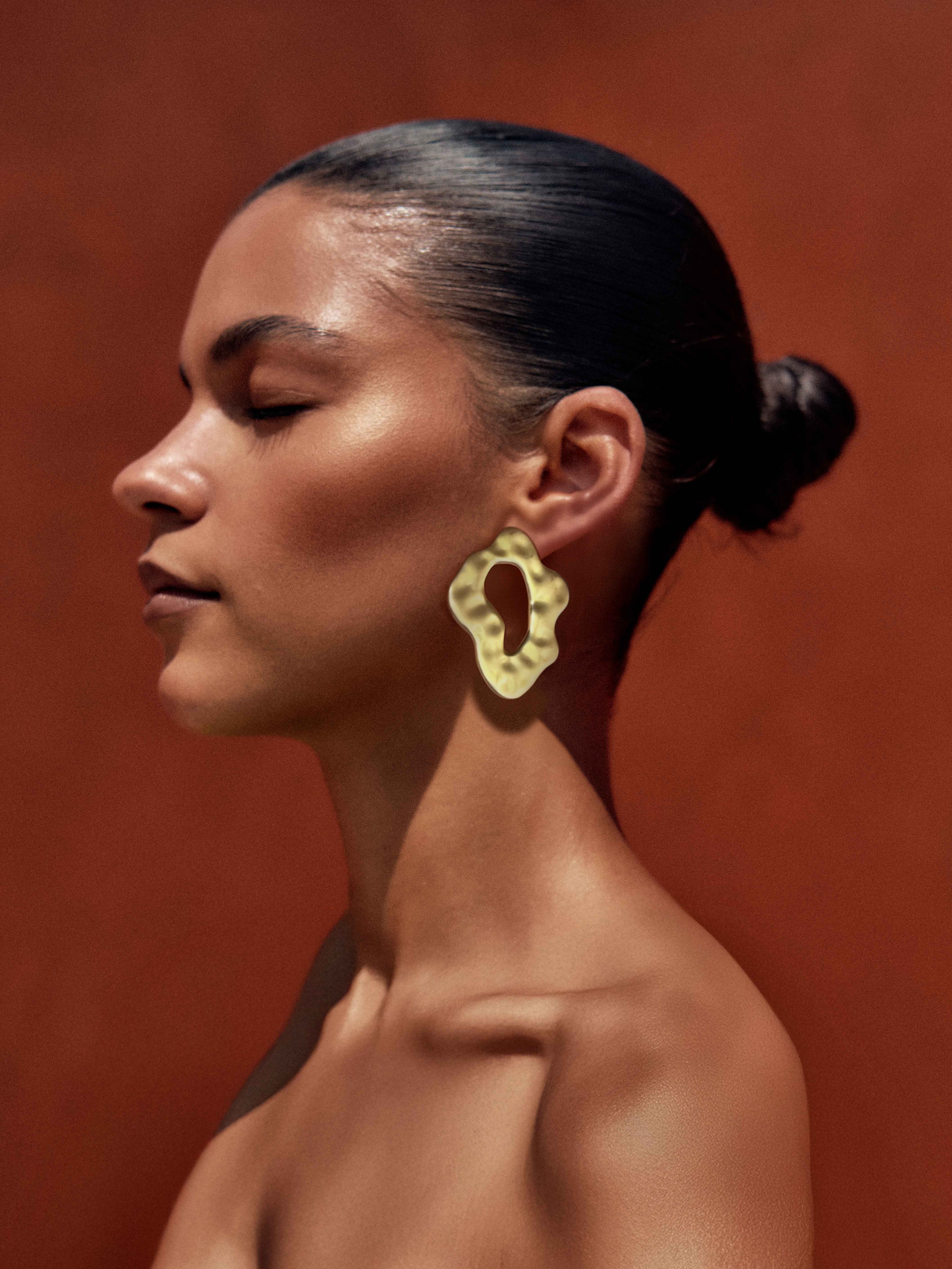 ANDREA IYAMAH TARA EARRING - RASPBERRY