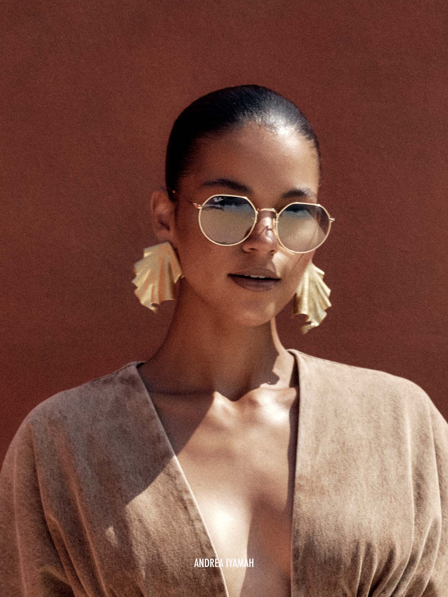 UCHO EARRING