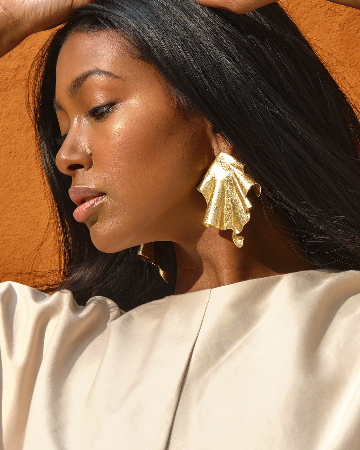 UCHO EARRING